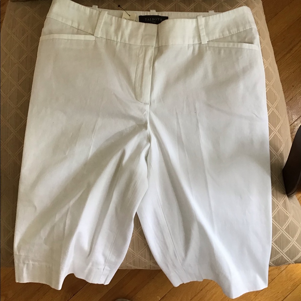 NWT Talbots white Bermuda shorts size 6P